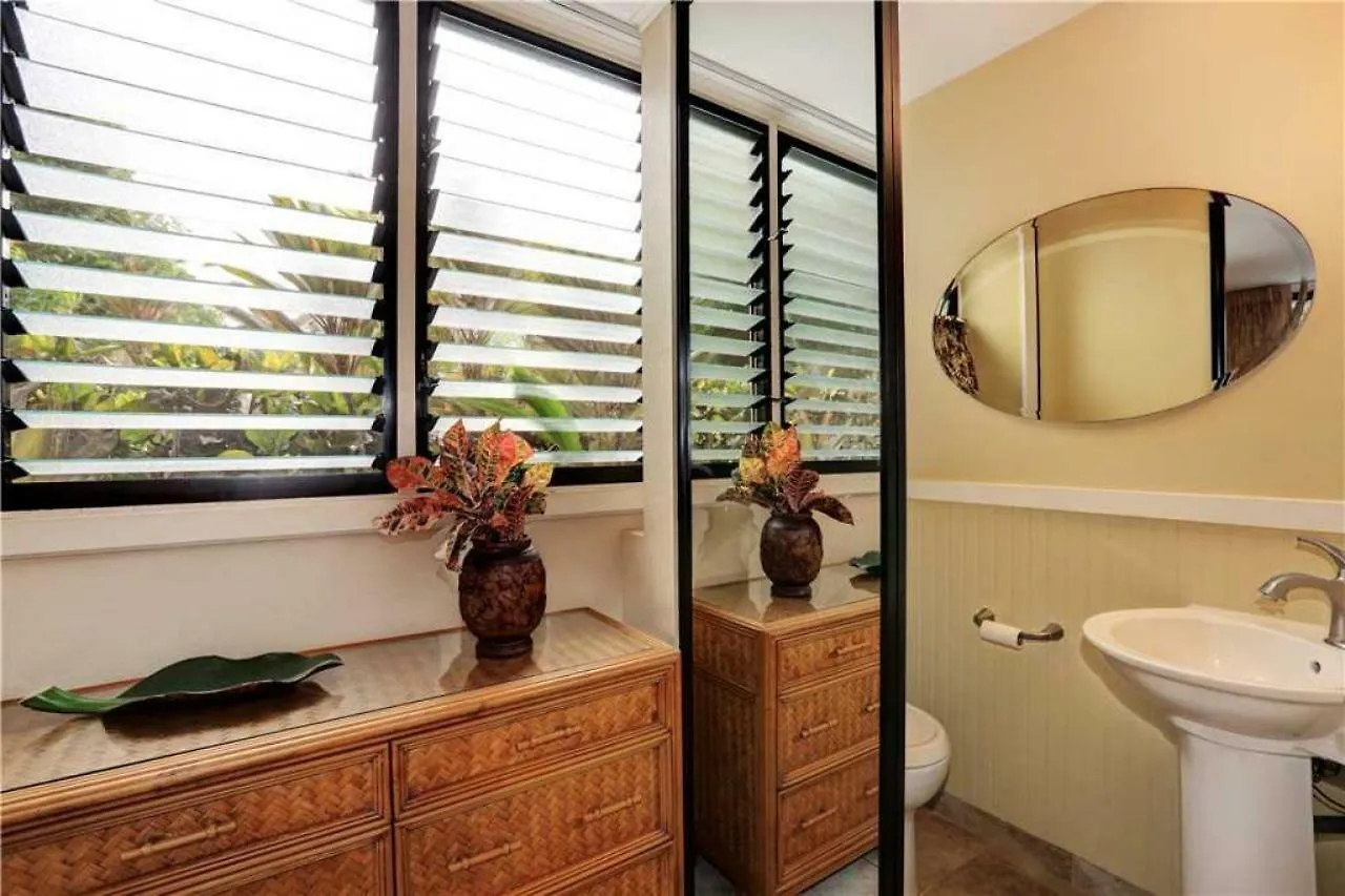 Holiday home 2 Bedroom Ocean Front Condo In Honokowai - Sleeps 6 - Pikake #A6 Napili-Honokowai