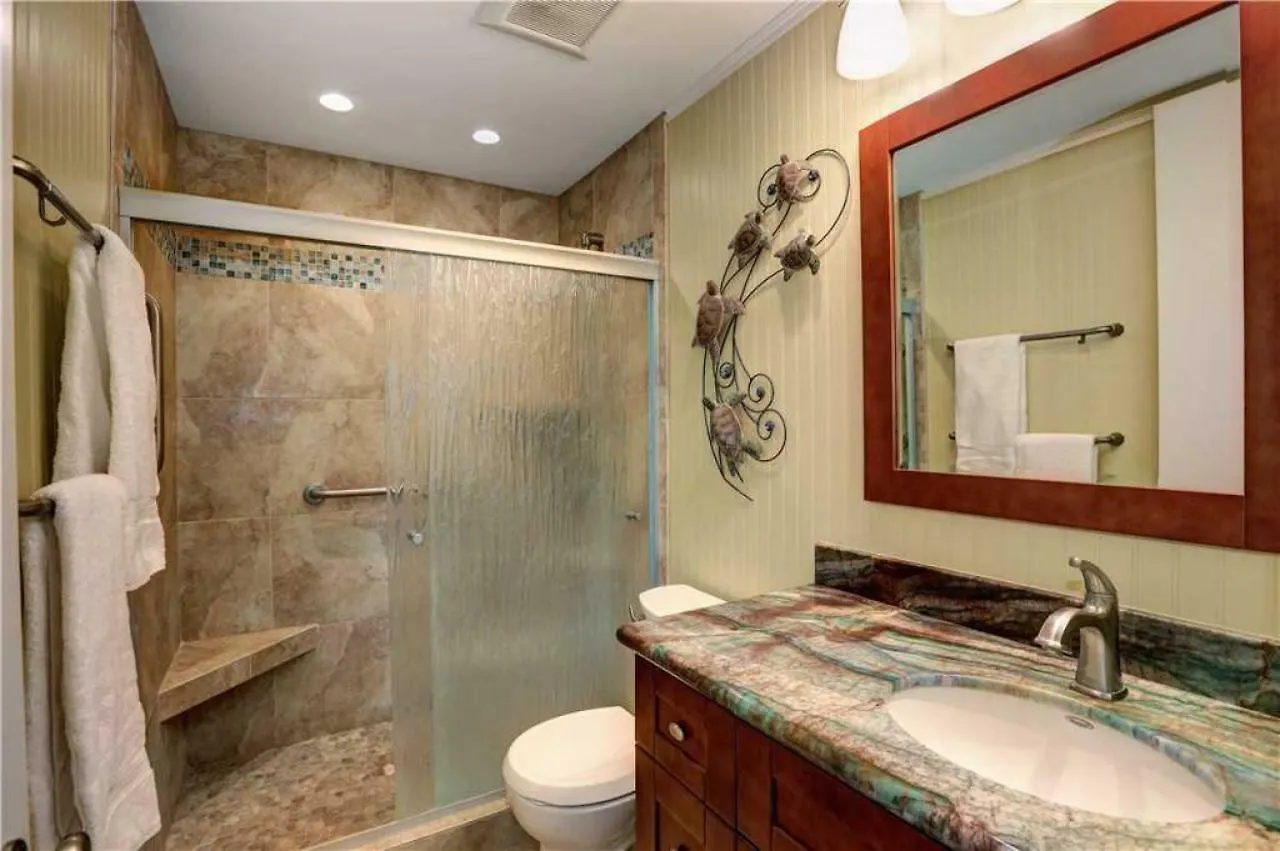 2 Bedroom Ocean Front Condo In Honokowai - Sleeps 6 - Pikake #A6 Napili-Honokowai